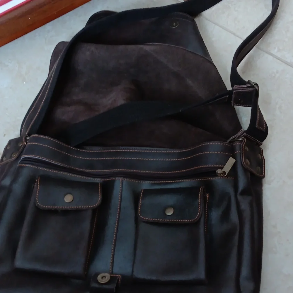 Sale!!!Vintage Distressed Large Brown Leather Messenger Bag.HandCrafted.Unisex.